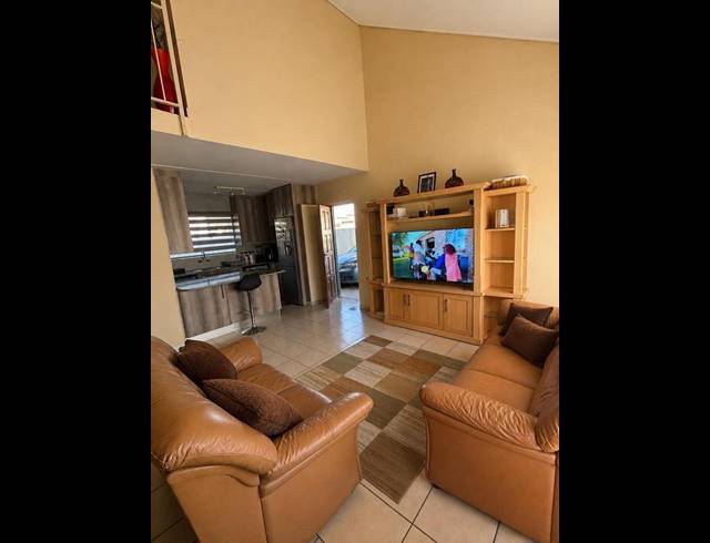 3 BEDROOM HOUSE FOR SALE IN TERENURE